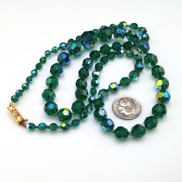 Dark Green Crystal Necklace, Aurora Borealis, Rhinestone Clasp, 1960s Vintage - Picture 5 of 10